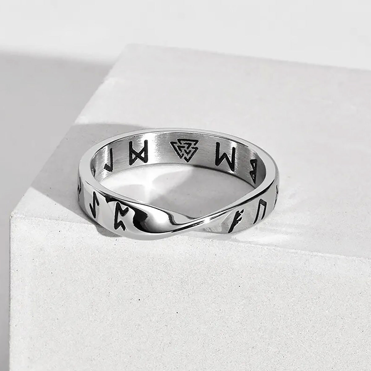 Viking Rings for Men, 4mm Twisted Mobius Finger Band with Viking Runes, Nordic Norse Almut Jewelry